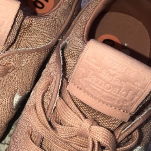 NEW Nike Air Max Janoski Rose Gold Sneakers - Picture 15 of 15